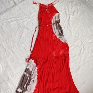 Orange sleeveless maxi dress